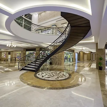 Karmir & Hotel Kemer