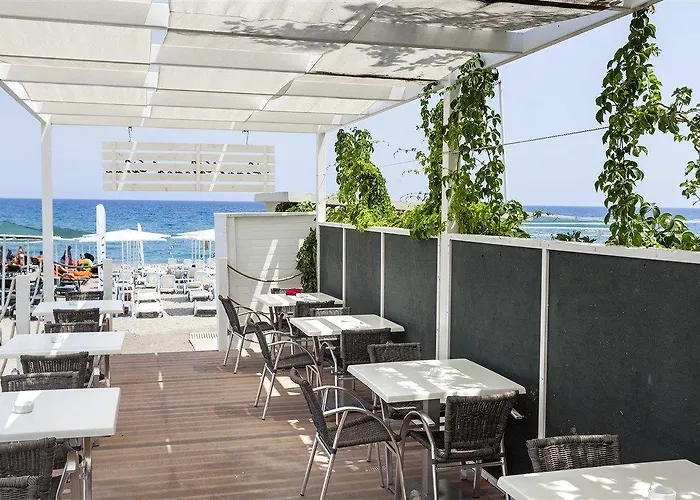 Karmir & 호텔 케메르