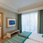 Karmir & Hotel Kemer