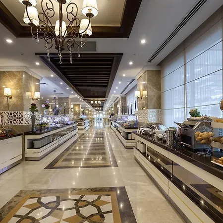 Karmir & Hotel 5*