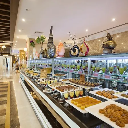 Karmir & 5* Kemer
